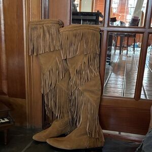 Sam Elderman Tasseled Suede high boots